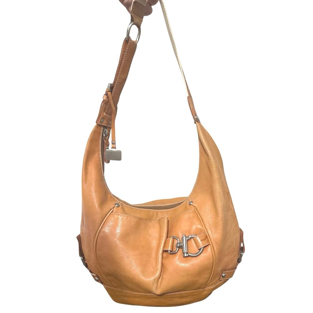 Elegant Tan Leather Hobo Bag - Picture 2 of 13